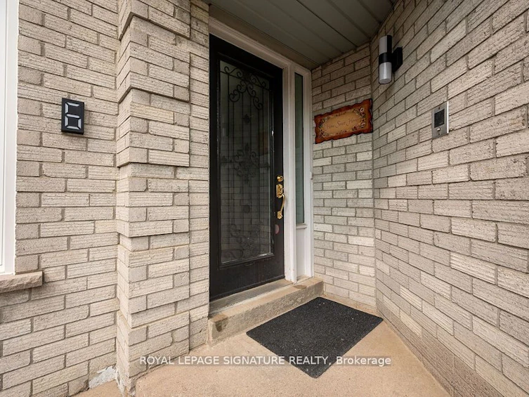 6 Nipigon Court, Brampton, ON, L6S 5T5 - 4