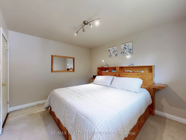 18 Heggie Road, Brampton, ON, L6V 2K3 - 16