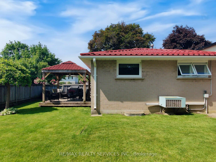 18 Heggie Road, Brampton, ON, L6V 2K3 - 42