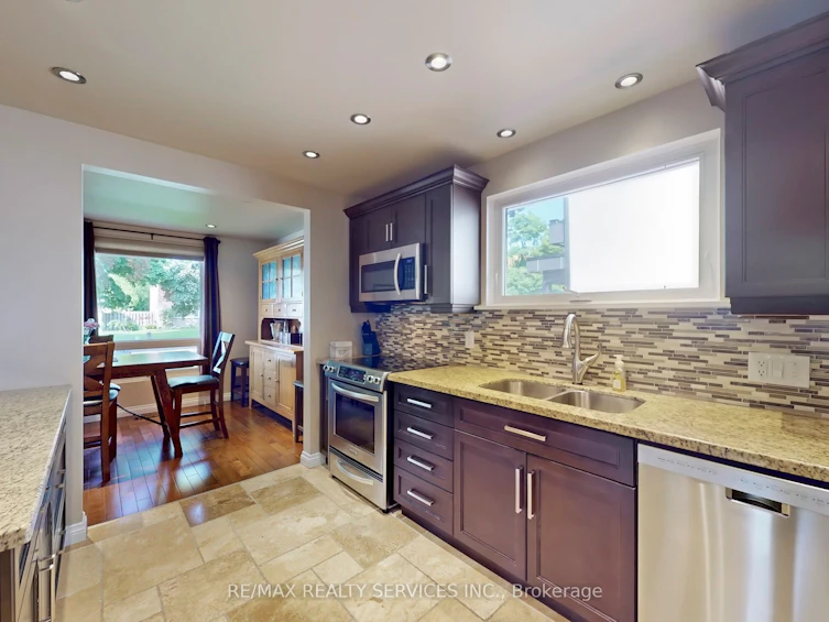 18 Heggie Road, Brampton, ON, L6V 2K3 - 8