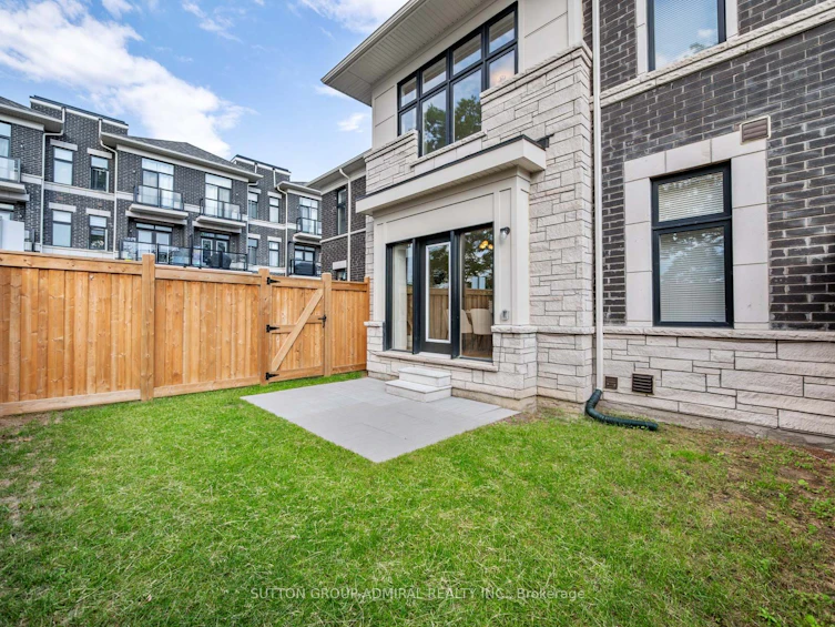 23 Tarmola Park Court, Toronto, ON, M9L 0A6 - 42