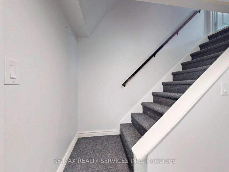 22 Glengrove Court, Brampton, ON, L6S 1Z3 - 29