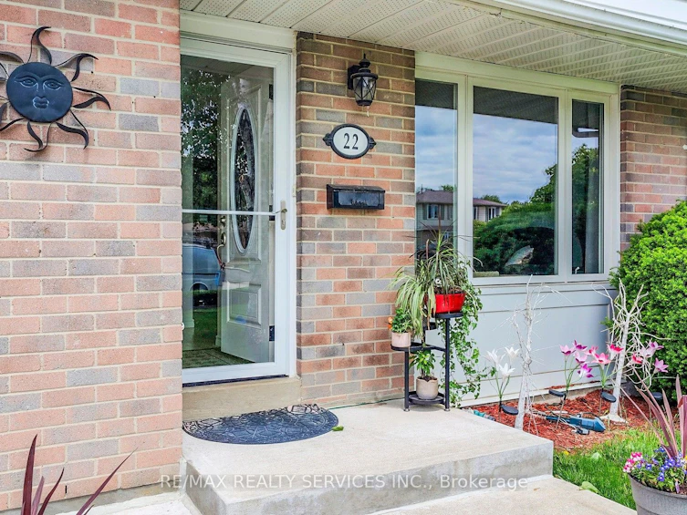 22 Glengrove Court, Brampton, ON, L6S 1Z3 - 4
