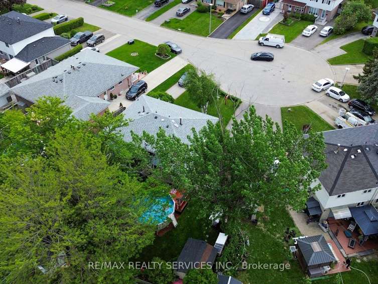 22 Glengrove Court, Brampton, ON, L6S 1Z3 - 45