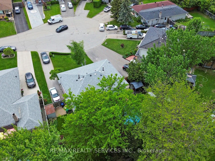 22 Glengrove Court, Brampton, ON, L6S 1Z3 - 44