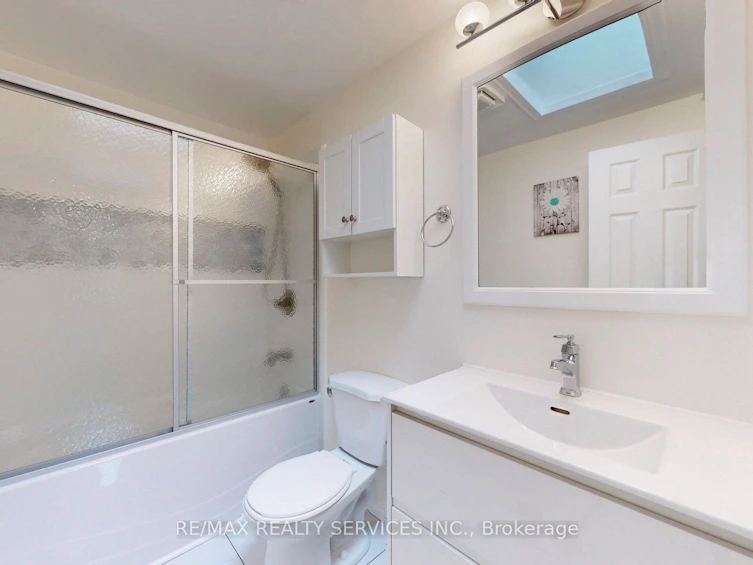22 Glengrove Court, Brampton, ON, L6S 1Z3 - 28