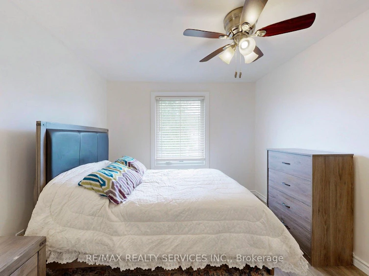 22 Glengrove Court, Brampton, ON, L6S 1Z3 - 25