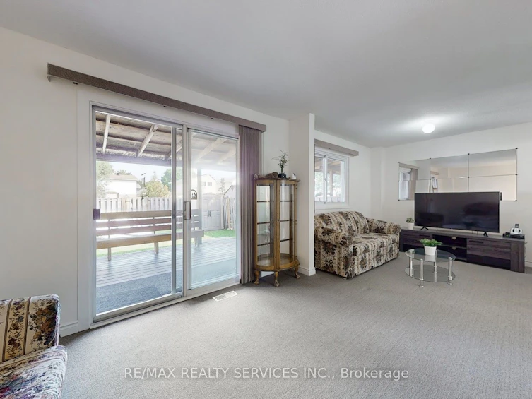 16 Jennifer Square, Brampton, ON, L6S 2L2 - 15