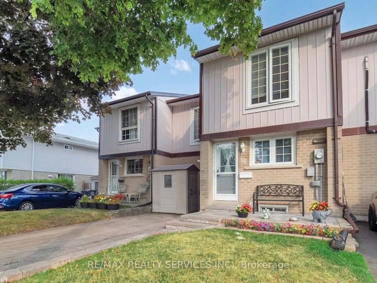 16 Jennifer Square, Brampton, ON, L6S 2L2 - 2