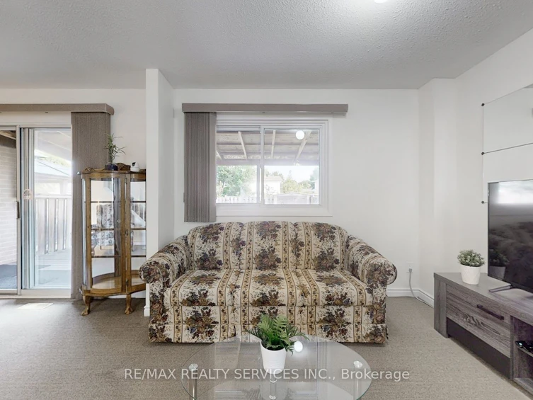 16 Jennifer Square, Brampton, ON, L6S 2L2 - 10