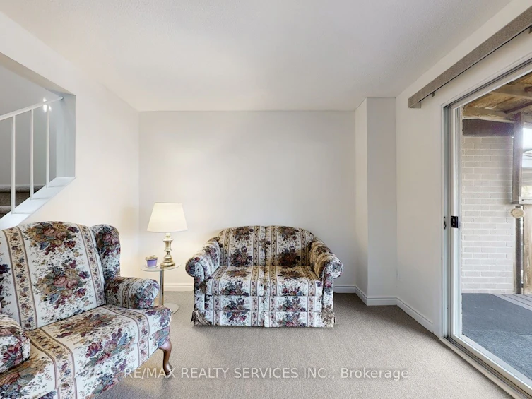 16 Jennifer Square, Brampton, ON, L6S 2L2 - 9