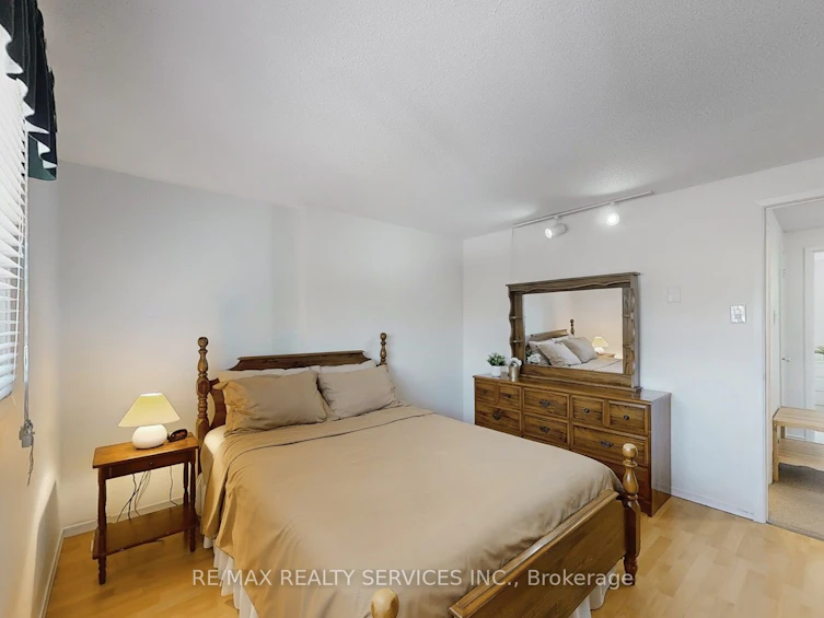 16 Jennifer Square, Brampton, ON, L6S 2L2 - 24