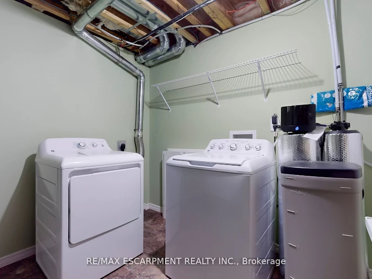 37 Arkwright Drive, Brampton, ON, L7A 0V2 - 39