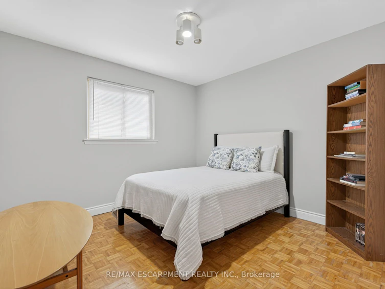 3084 Parkgate Crescent, Burlington, ON, L7M 1C7 - 27