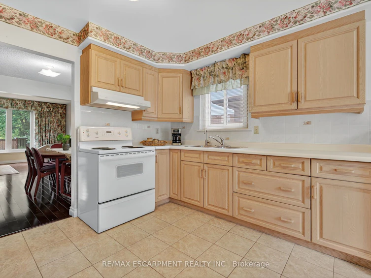 3084 Parkgate Crescent, Burlington, ON, L7M 1C7 - 13