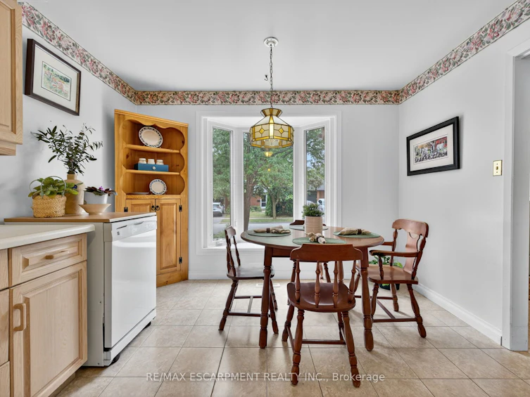 3084 Parkgate Crescent, Burlington, ON, L7M 1C7 - 9