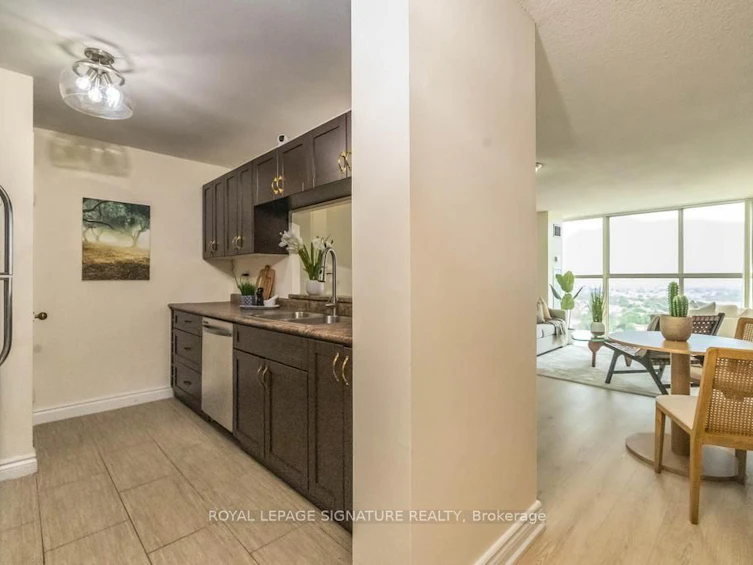 1806-4205 Shipp Drive, Mississauga, ON, L4Z 2Y9 - 5