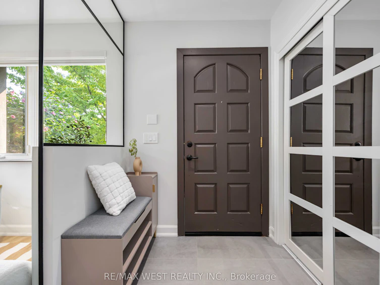 80 Thirty Ninth Street, Toronto, ON, M8W 3M7 - 3