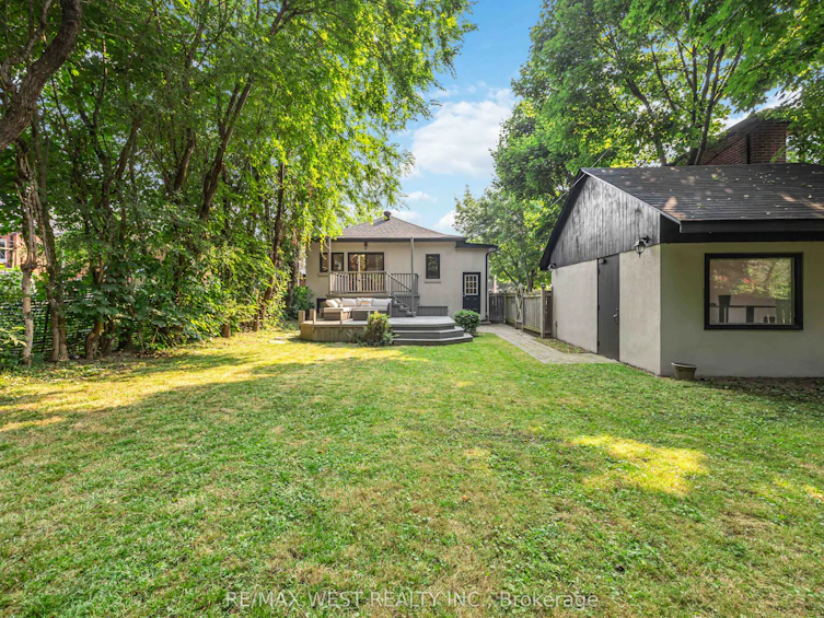 80 Thirty Ninth Street, Toronto, ON, M8W 3M7 - 37