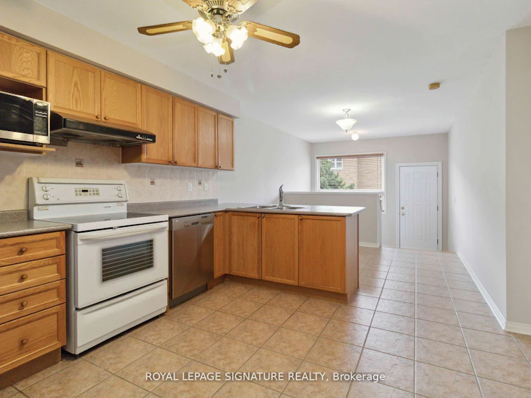 3436 Sunlight Street, Mississauga, ON, L5M 7M7 - 10