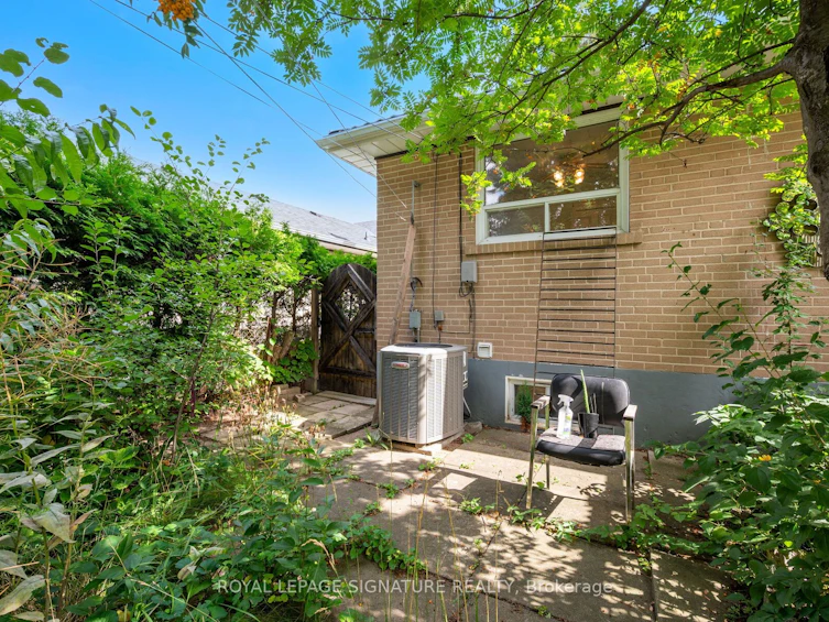 16 Pagoda Place, Toronto, ON, M9V 2V2 - 17