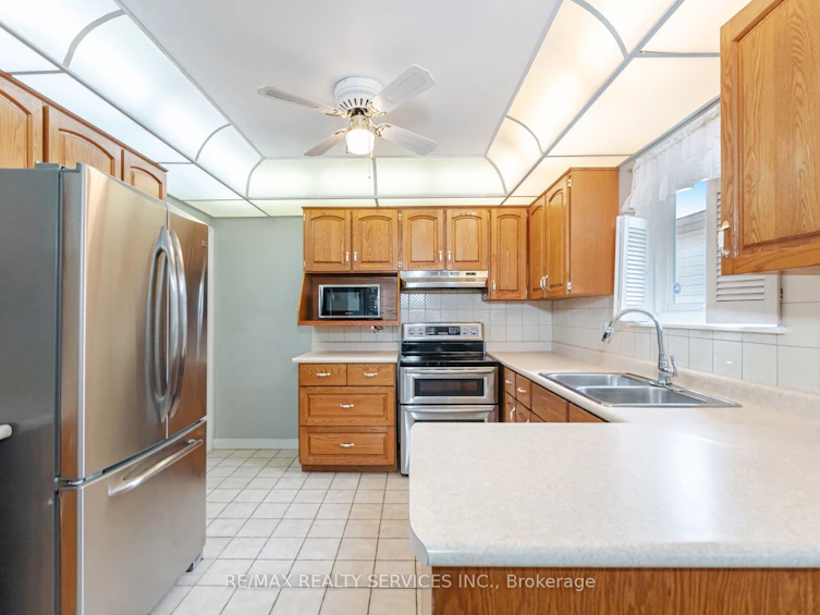 10 Gatewood Drive, Brampton, ON, L6S 1Y9 - 15