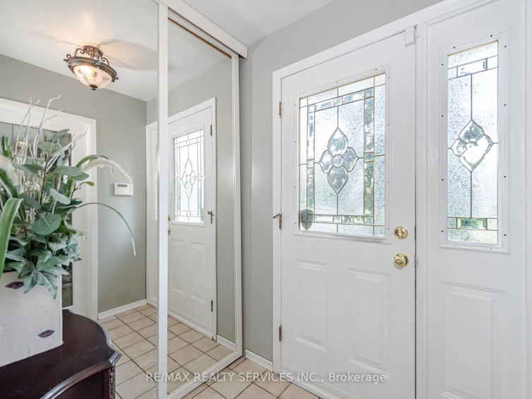 10 Gatewood Drive, Brampton, ON, L6S 1Y9 - 5
