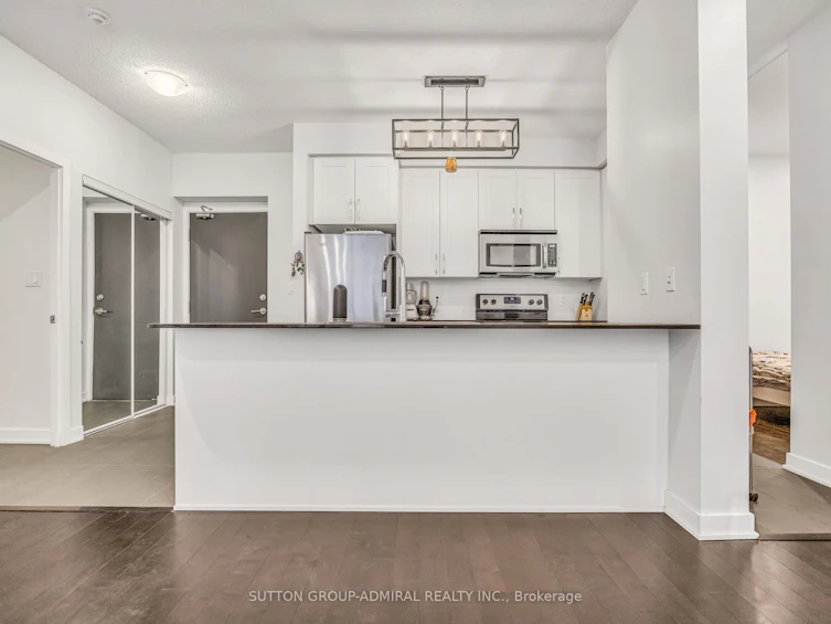 202-4070 Confederation Parkway, Mississauga, ON, L5B 0E9 - 3