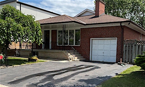 61 Forest Avenue, Mississauga, ON, L5G 1L3