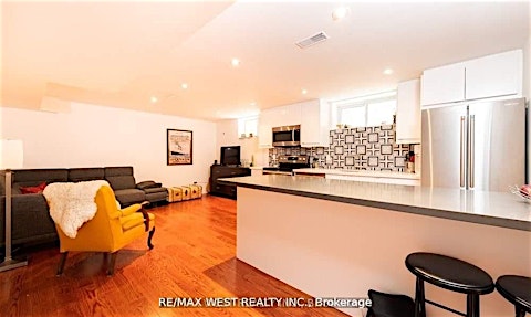 Lower-629 Beresford Avenue, Toronto, ON, M6S 3C2