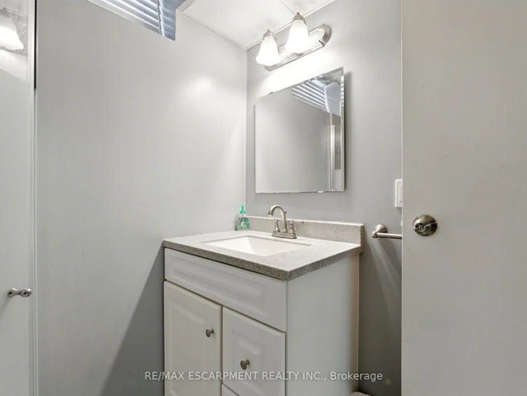 1559 Riley Avenue, Burlington, ON, L7M 3G2 - 37