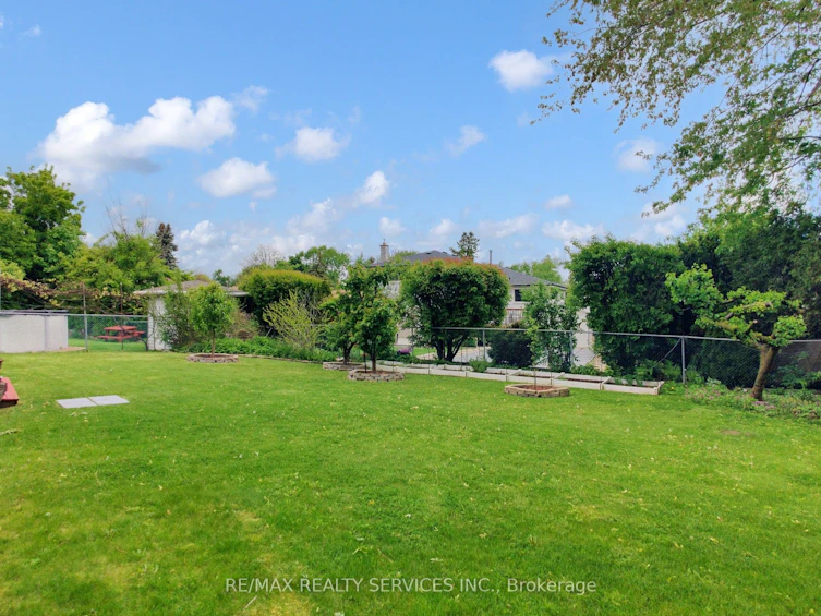 53 Geneva Crescent, Brampton, ON, L6S 1K7 - 47
