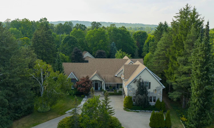 84 Kennedy Road