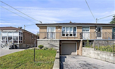 136 Duncanwoods Drive, Toronto, ON, M9L 2E1