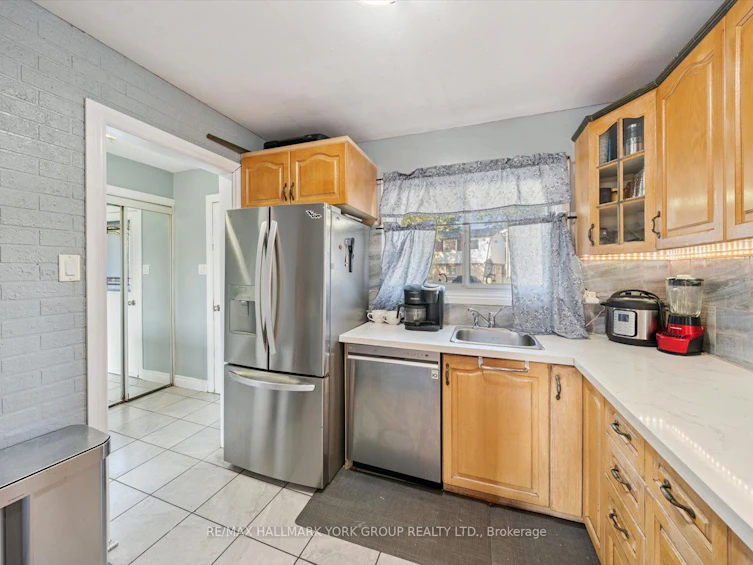 31 Jacobs Square, Brampton, ON, L6S 2M5 - 8