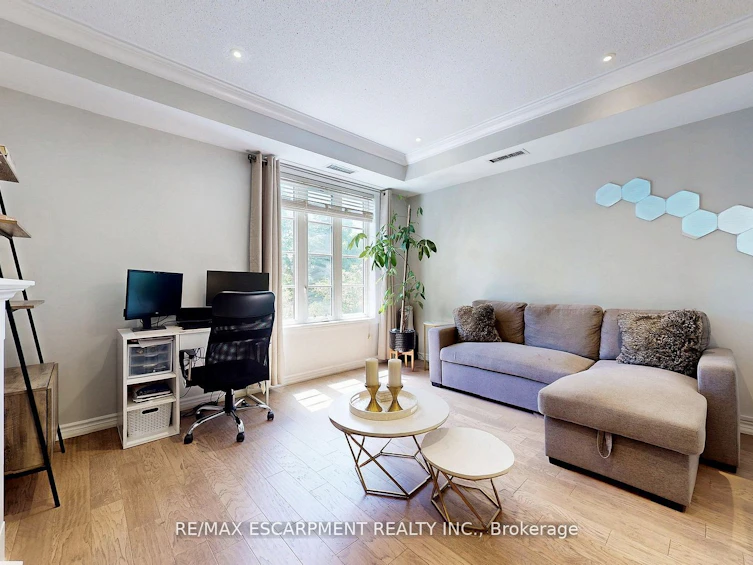 218-3351 Cawthra Road, Mississauga, ON, L5A 4N5 - 13