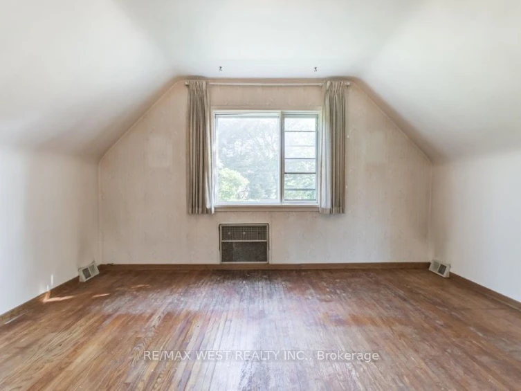 1302 Kipling Avenue, Toronto, ON, M9B 3N5 - 19