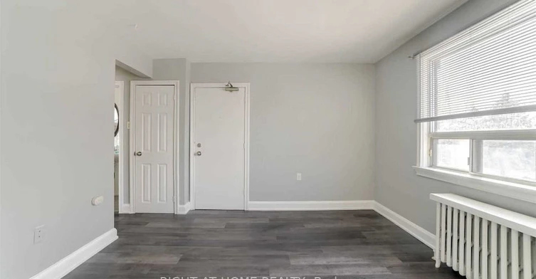 3-69 Third Street, Toronto, ON, M8V 2X7 - 5