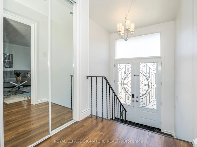 3562 Laddie Crescent, Mississauga, ON, L4T 1N1 - 5