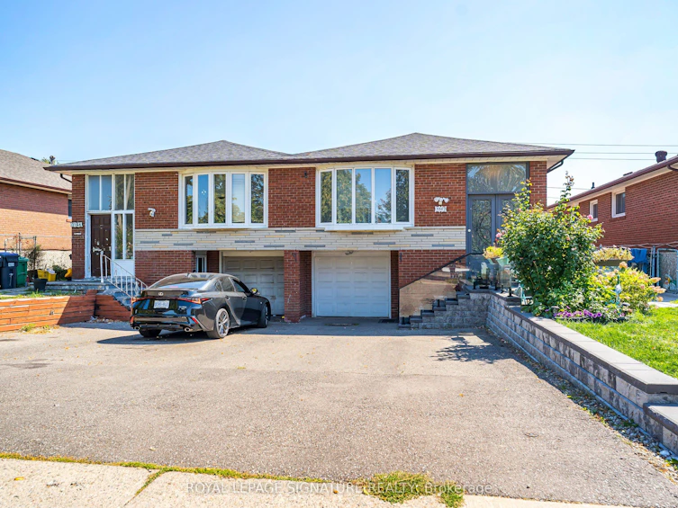 3562 Laddie Crescent, Mississauga, ON, L4T 1N1 - 2