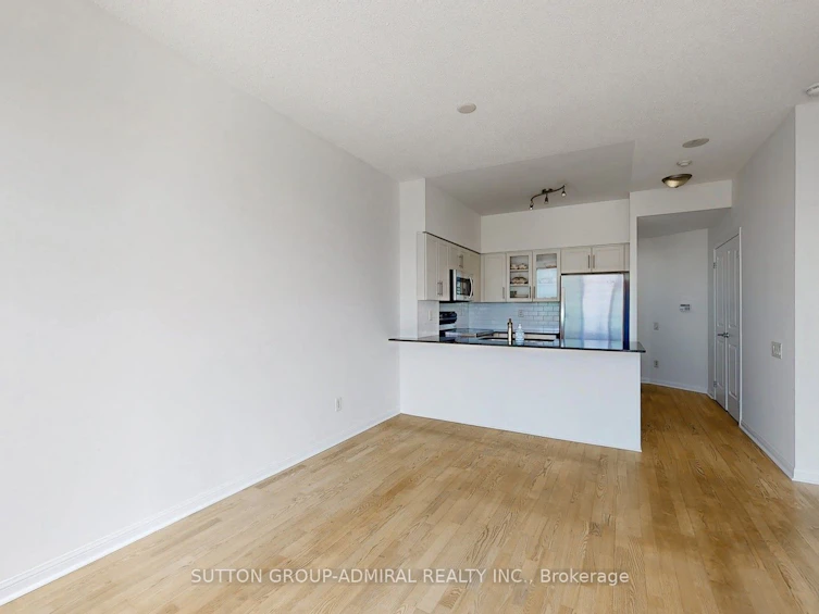 903-15 Windermere Avenue, Toronto, ON, M6S 5A2 - 9