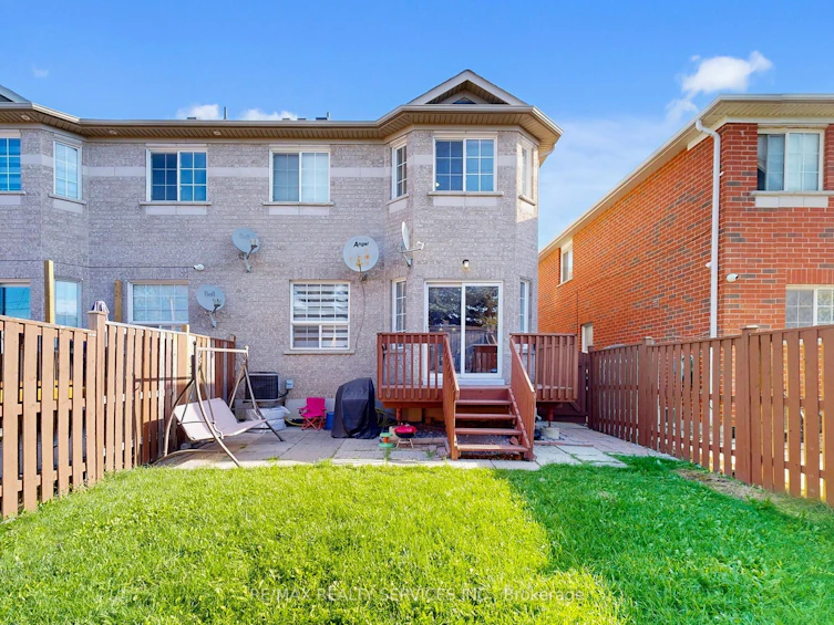 44 Amethyst Circle, Brampton, ON, L6P 0Z3 - 44