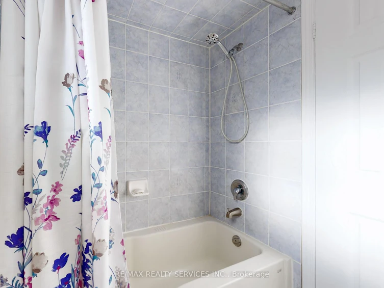 44 Amethyst Circle, Brampton, ON, L6P 0Z3 - 36