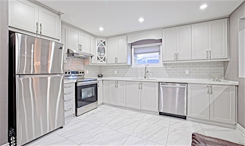 28 Royce Avenue, Brampton, ON, L6Y 1J5