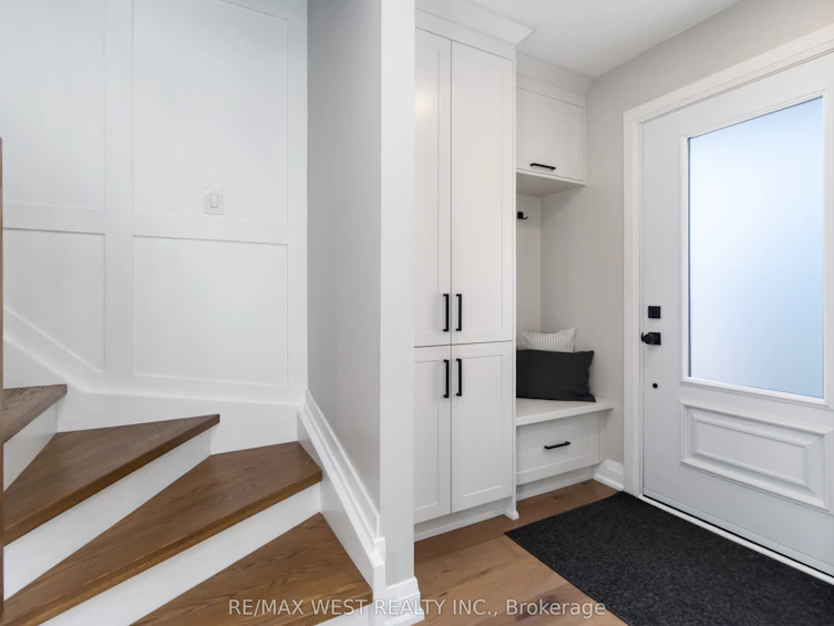 440 Bluesky Crescent, Mississauga, ON, L5R 2R9 - 3