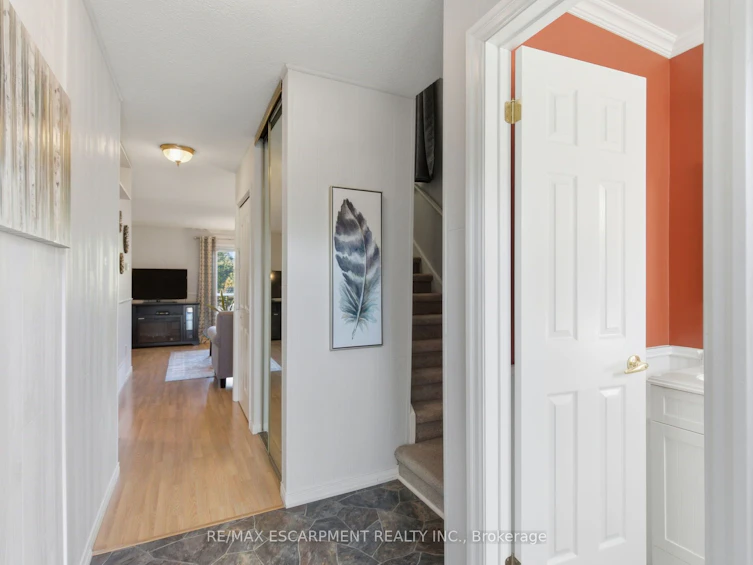 6-3500 Glen Erin Drive, Mississauga, ON, L5L 1W6 - 4