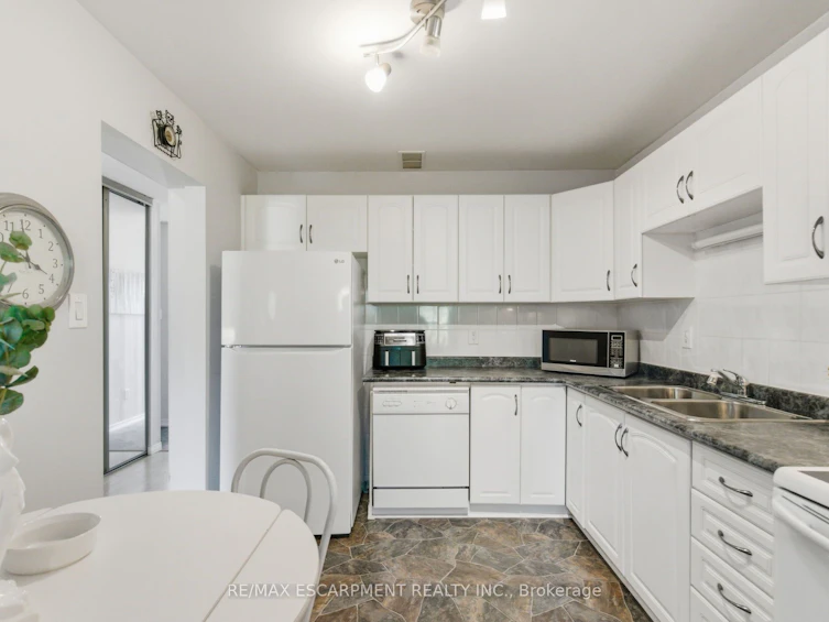 6-3500 Glen Erin Drive, Mississauga, ON, L5L 1W6 - 14