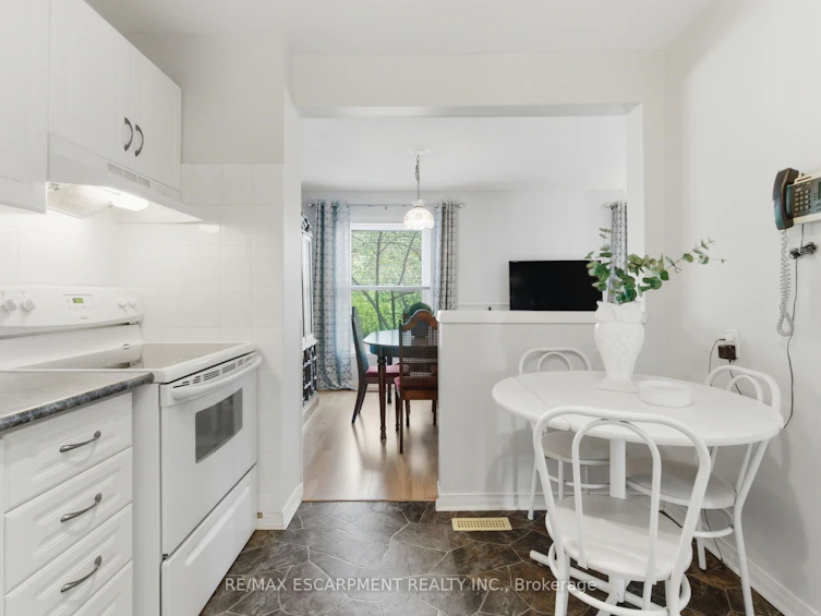 6-3500 Glen Erin Drive, Mississauga, ON, L5L 1W6 - 15