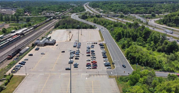 354 Plains Road W, Burlington, ON, L7T 1G5 - 26