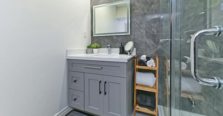 354 Plains Road W, Burlington, ON, L7T 1G5 - 22